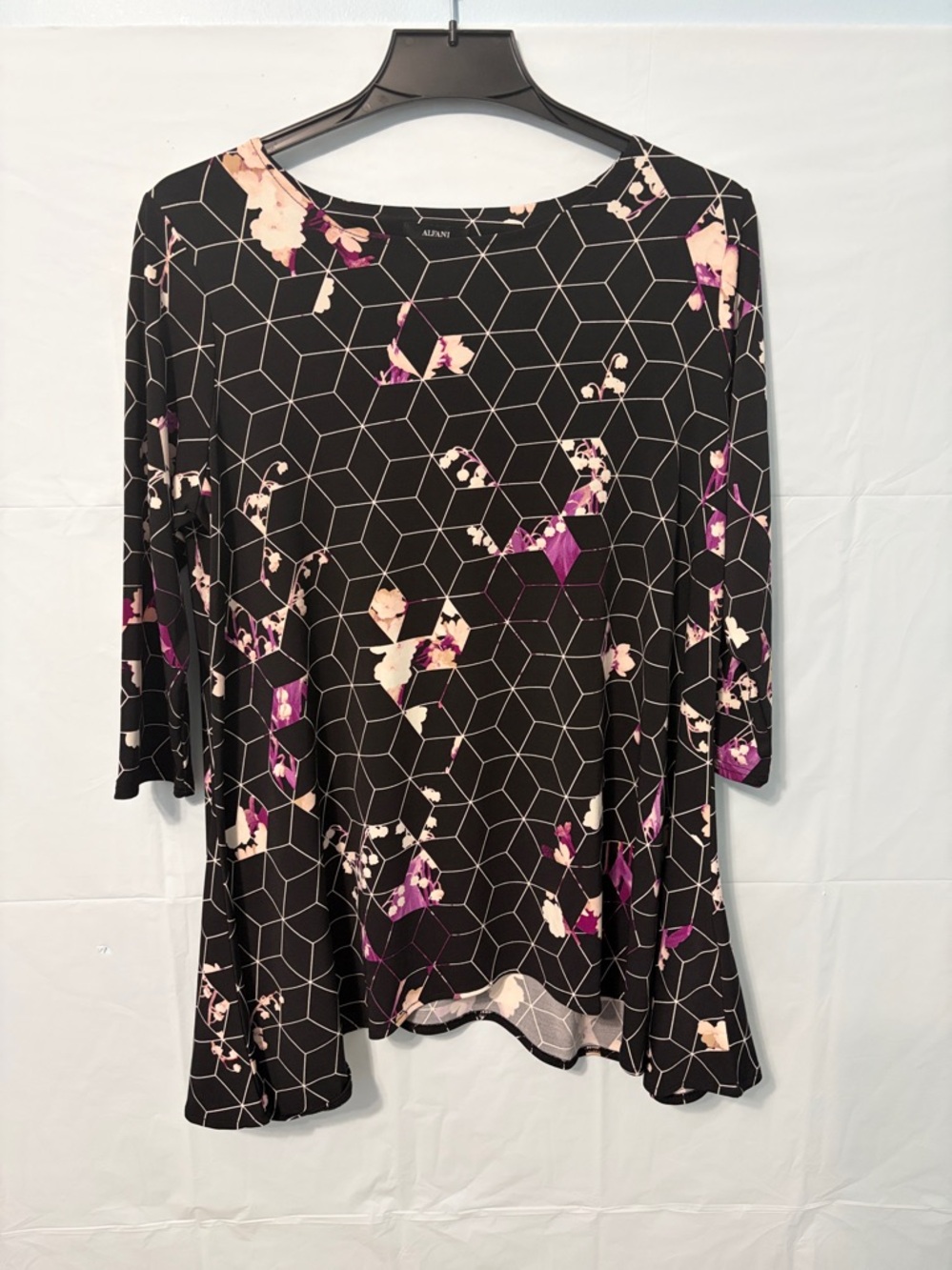 Alfani Women's Geometric Floral Tunic - Black and Pink
